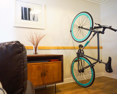 ¿Poco espacio? 5 ideas para guardar tu bicicleta en casa